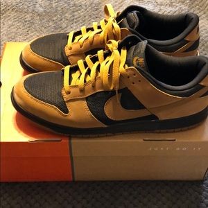 Nike Dunk SB Low Brown Pack